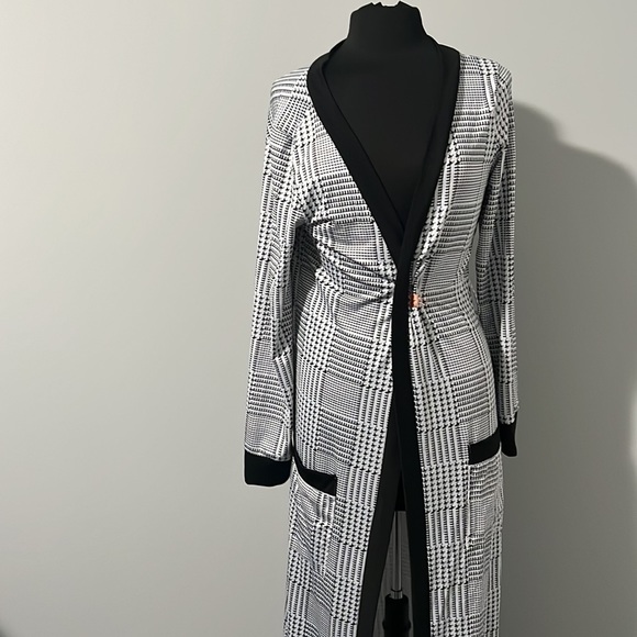 Maxi Jacket - Picture 2 of 4
